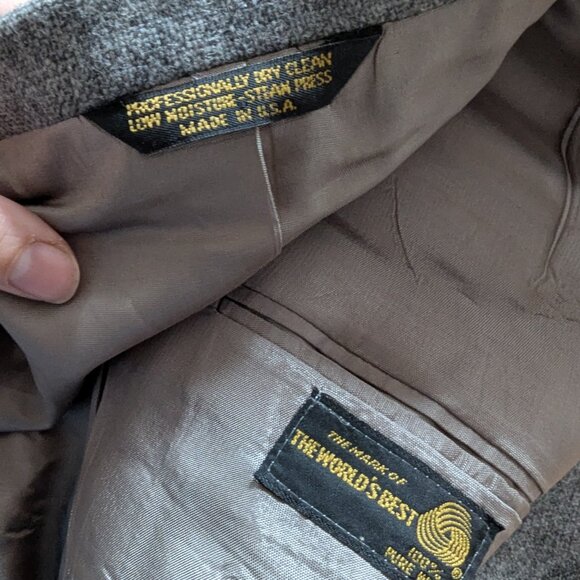 wool blazer - Picture 3 of 3